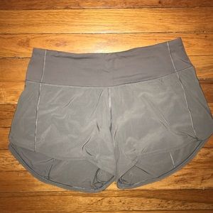 olive green lululemon speed up shorts size 6 long